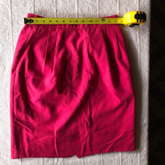VTG Sag Harbor Pencil Skirt Size 12P Pink Short Knee High Waisted Office Barbie - Picture 6 of 9